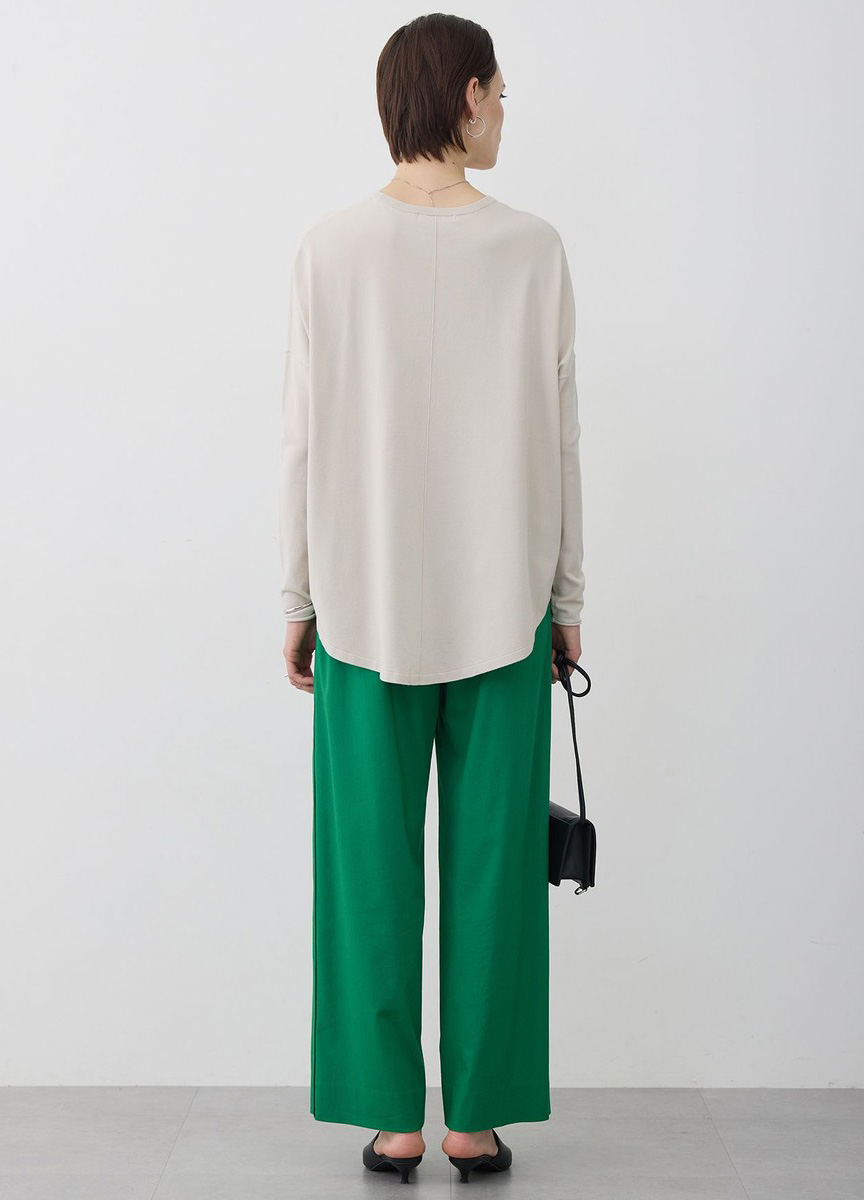 定番寬版圓領針織衫